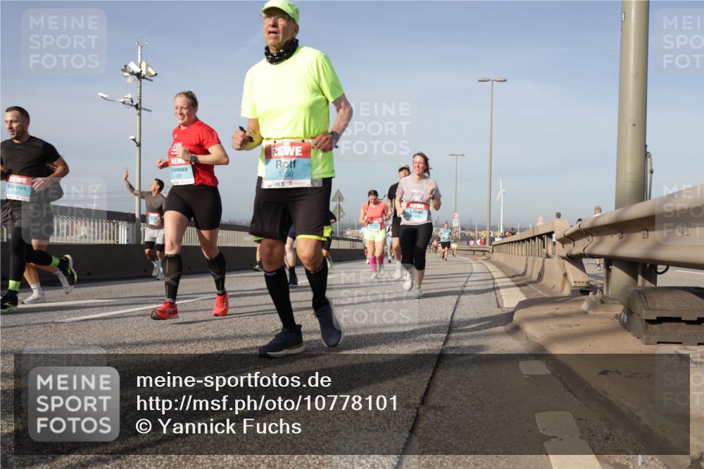 03.10.2026 - Köhlbrandbrückenlauf Yannick Fuchs http://msf.ph/oto/10778101 03.10.2026 09:44:46 Position 2  meine-sportfotos.de