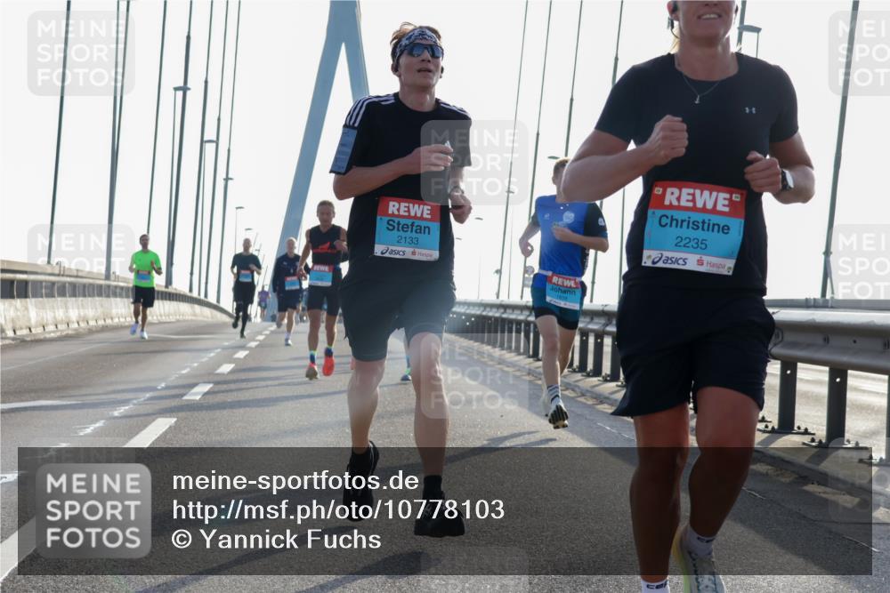 03.10.2026 - Köhlbrandbrückenlauf Yannick Fuchs http://msf.ph/oto/10778103 03.10.2026 09:22:18 Position 1 2133, 2235 meine-sportfotos.de