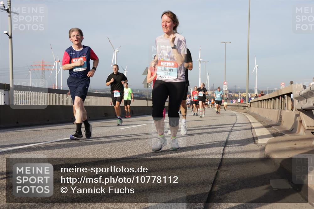03.10.2026 - Köhlbrandbrückenlauf Yannick Fuchs http://msf.ph/oto/10778112 03.10.2026 09:44:47 Position 2 1534 meine-sportfotos.de
