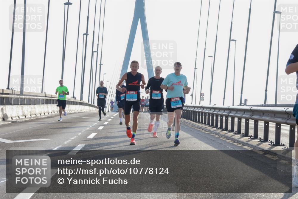 03.10.2026 - Köhlbrandbrückenlauf Yannick Fuchs http://msf.ph/oto/10778124 03.10.2026 09:22:20 Position 1  meine-sportfotos.de
