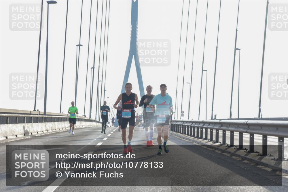 03.10.2026 - Köhlbrandbrückenlauf Yannick Fuchs http://msf.ph/oto/10778133 03.10.2026 09:22:20 Position 1  meine-sportfotos.de