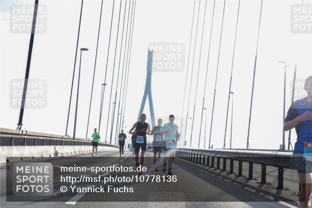 03.10.2026 - Köhlbrandbrückenlauf Yannick Fuchs http://msf.ph/oto/10778136 03.10.2026 09:22:20 Position 1  meine-sportfotos.de