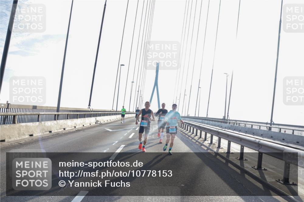 03.10.2026 - Köhlbrandbrückenlauf Yannick Fuchs http://msf.ph/oto/10778153 03.10.2026 09:22:22 Position 1  meine-sportfotos.de