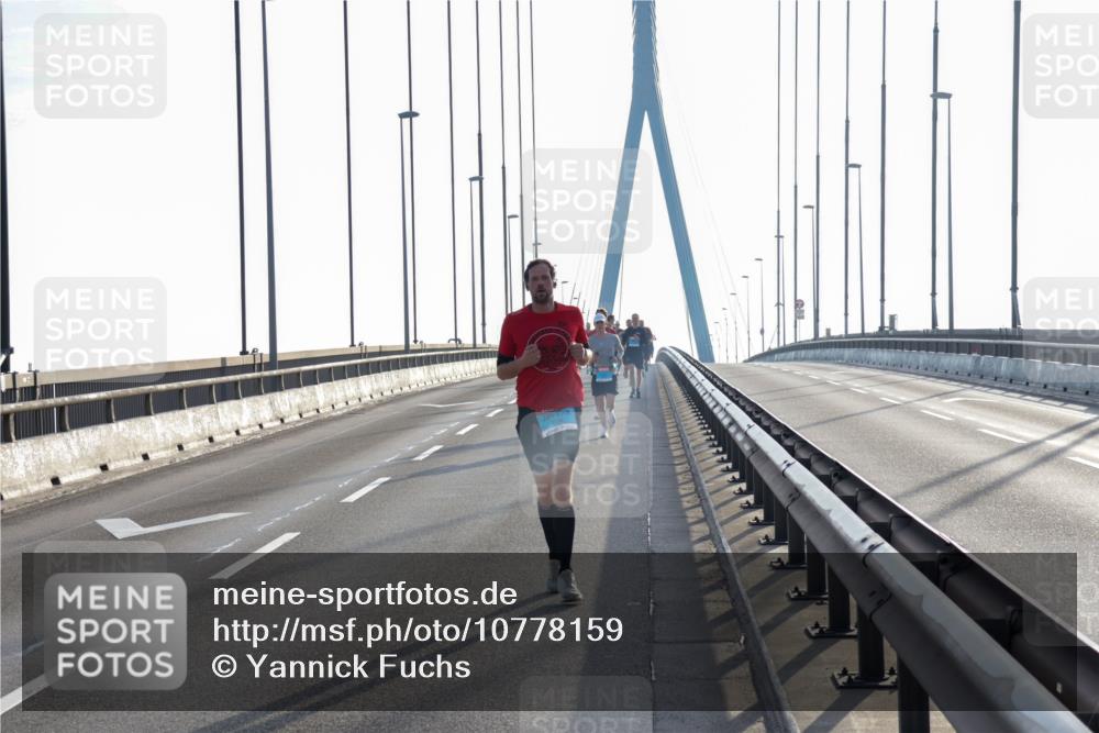 03.10.2026 - Köhlbrandbrückenlauf Yannick Fuchs http://msf.ph/oto/10778159 03.10.2026 09:22:33 Position 1  meine-sportfotos.de