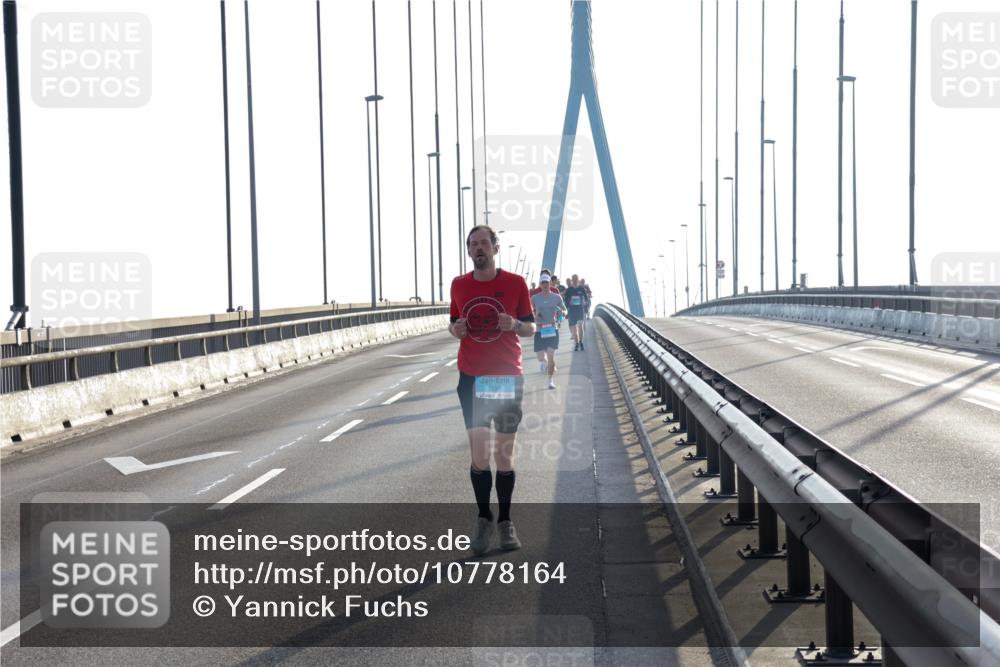 03.10.2026 - Köhlbrandbrückenlauf Yannick Fuchs http://msf.ph/oto/10778164 03.10.2026 09:22:33 Position 1 2198 meine-sportfotos.de