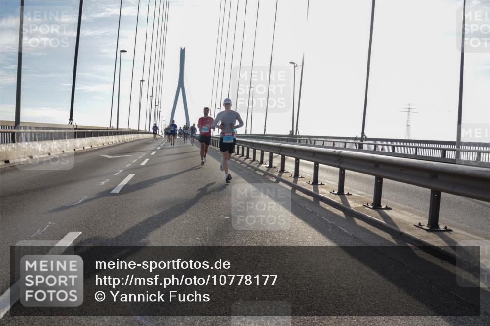 03.10.2026 - Köhlbrandbrückenlauf Yannick Fuchs http://msf.ph/oto/10778177 03.10.2026 09:22:38 Position 1  meine-sportfotos.de