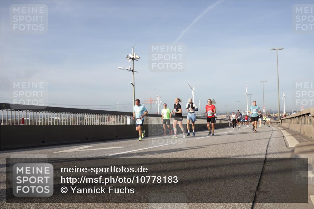 03.10.2026 - Köhlbrandbrückenlauf Yannick Fuchs http://msf.ph/oto/10778183 03.10.2026 09:44:52 Position 2  meine-sportfotos.de