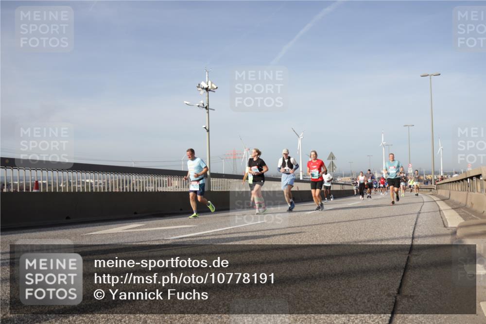 03.10.2026 - Köhlbrandbrückenlauf Yannick Fuchs http://msf.ph/oto/10778191 03.10.2026 09:44:52 Position 2  meine-sportfotos.de