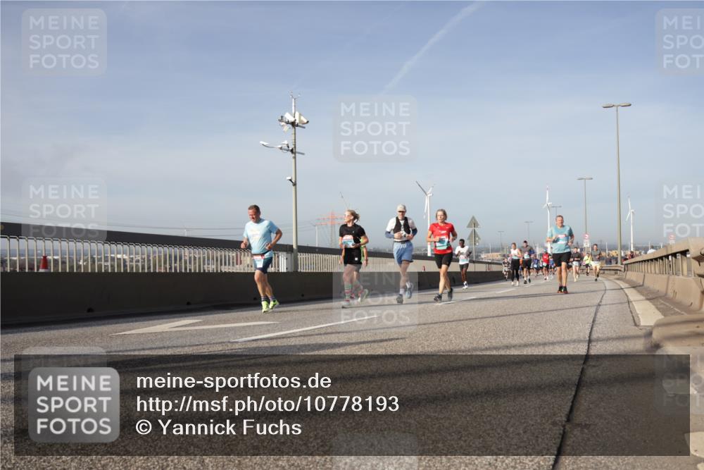 03.10.2026 - Köhlbrandbrückenlauf Yannick Fuchs http://msf.ph/oto/10778193 03.10.2026 09:44:52 Position 2  meine-sportfotos.de