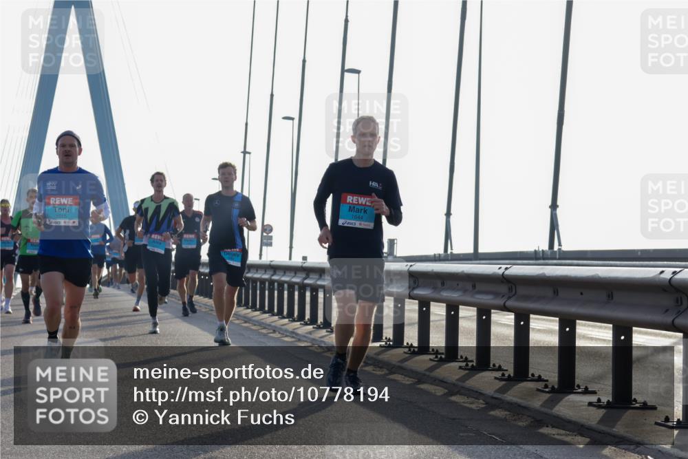 03.10.2026 - Köhlbrandbrückenlauf Yannick Fuchs http://msf.ph/oto/10778194 03.10.2026 09:22:41 Position 1 1515, 1644 meine-sportfotos.de