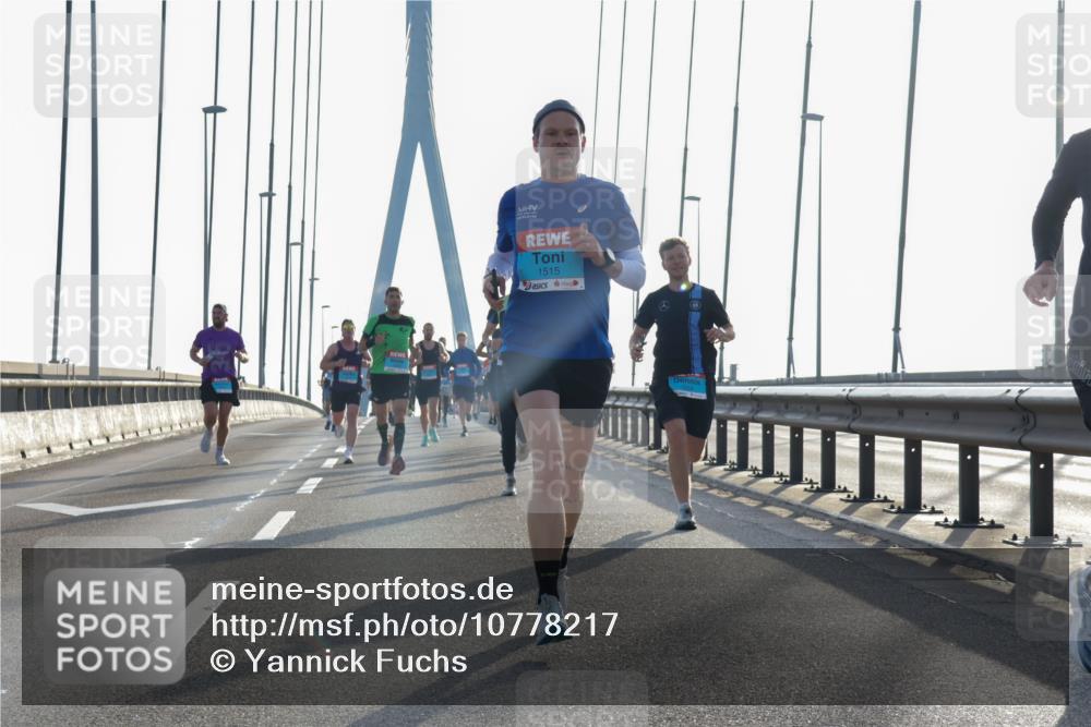 03.10.2026 - Köhlbrandbrückenlauf Yannick Fuchs http://msf.ph/oto/10778217 03.10.2026 09:22:43 Position 1 1515 meine-sportfotos.de