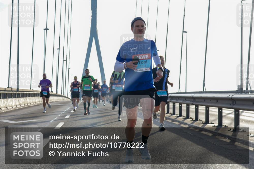 03.10.2026 - Köhlbrandbrückenlauf Yannick Fuchs http://msf.ph/oto/10778222 03.10.2026 09:22:44 Position 1 1515, 42, 195, 264 meine-sportfotos.de