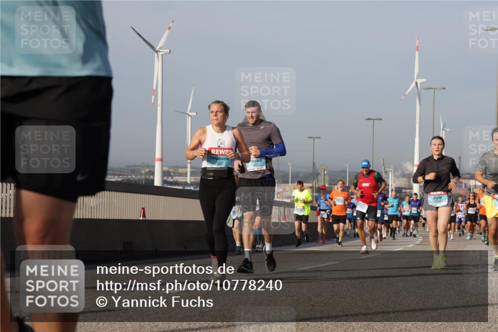 03.10.2026 - Köhlbrandbrückenlauf Yannick Fuchs http://msf.ph/oto/10778240 03.10.2026 09:44:57 Position 2 2327, 1067, 3147 meine-sportfotos.de