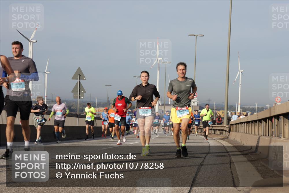 03.10.2026 - Köhlbrandbrückenlauf Yannick Fuchs http://msf.ph/oto/10778258 03.10.2026 09:44:58 Position 2 1067, 3147, 500, 1 meine-sportfotos.de