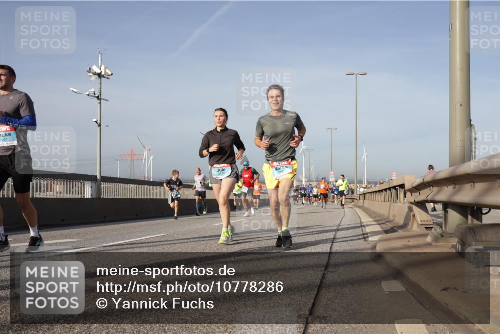 03.10.2026 - Köhlbrandbrückenlauf Yannick Fuchs http://msf.ph/oto/10778286 03.10.2026 09:45:00 Position 2 1067, 3147, 308, 8 meine-sportfotos.de