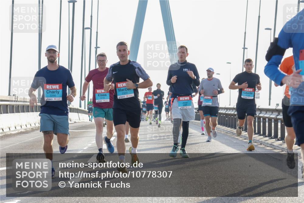 03.10.2026 - Köhlbrandbrückenlauf Yannick Fuchs http://msf.ph/oto/10778307 03.10.2026 09:22:51 Position 1 2266, 42, 195, 1216, 2320, 2114, 3798 meine-sportfotos.de