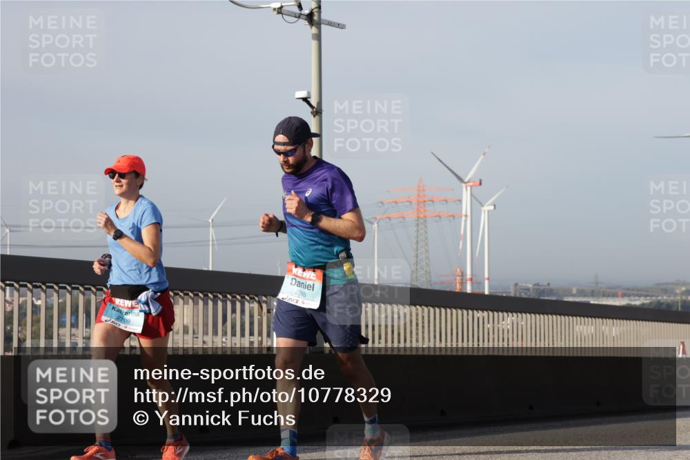 03.10.2026 - Köhlbrandbrückenlauf Yannick Fuchs http://msf.ph/oto/10778329 03.10.2026 09:45:09 Position 2 2709, 2566 meine-sportfotos.de