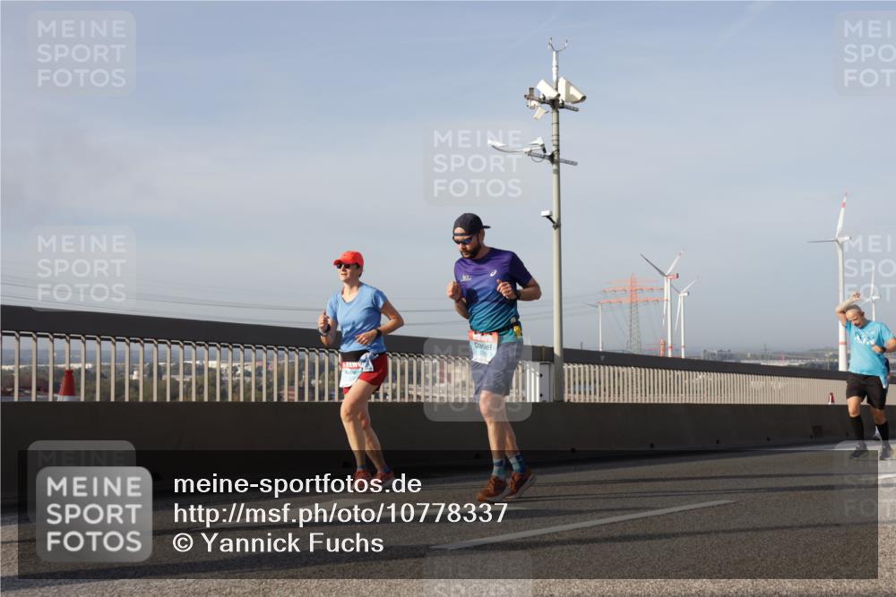 03.10.2026 - Köhlbrandbrückenlauf Yannick Fuchs http://msf.ph/oto/10778337 03.10.2026 09:45:09 Position 2  meine-sportfotos.de