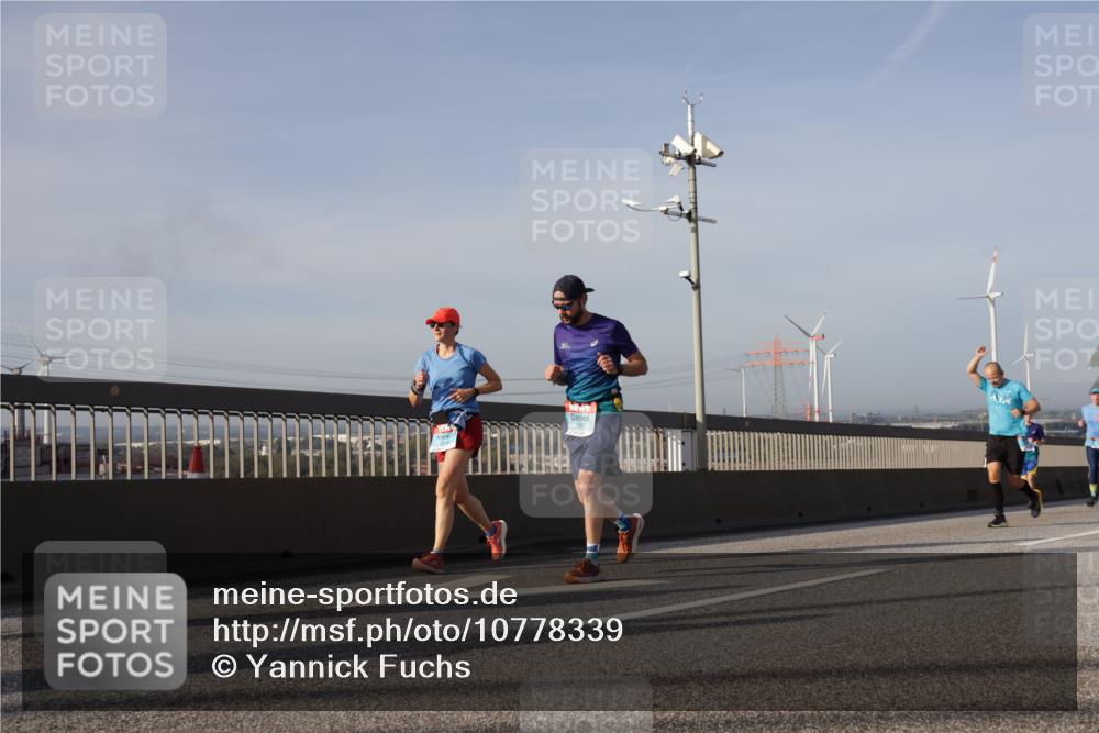 03.10.2026 - Köhlbrandbrückenlauf Yannick Fuchs http://msf.ph/oto/10778339 03.10.2026 09:45:09 Position 2  meine-sportfotos.de