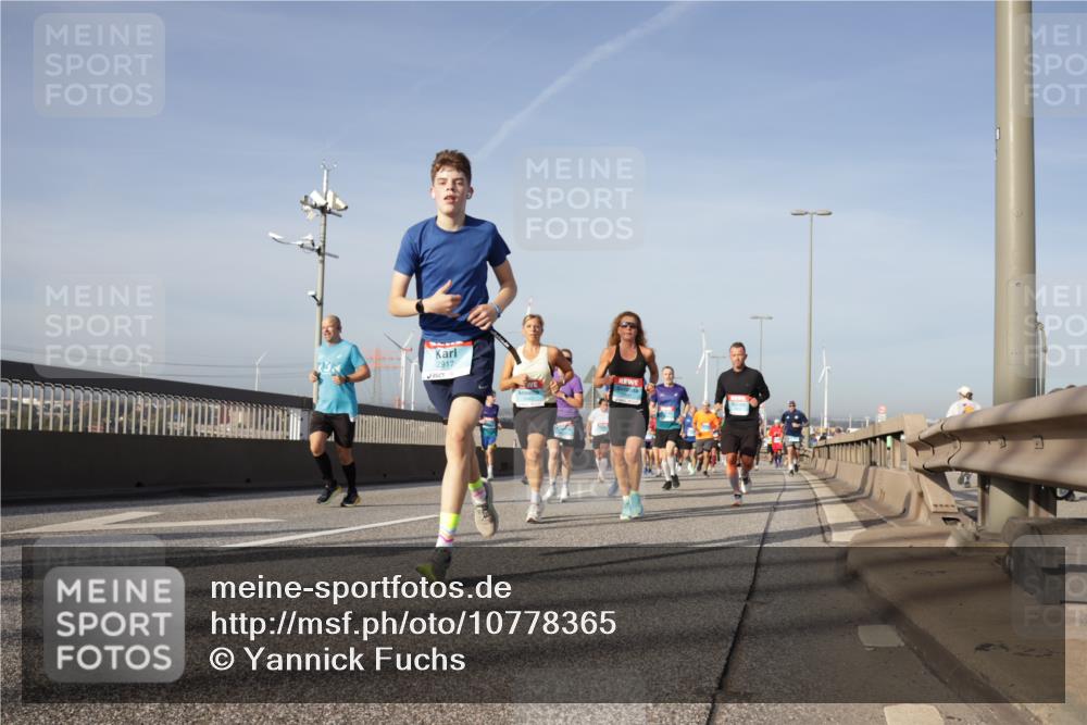 03.10.2026 - Köhlbrandbrückenlauf Yannick Fuchs http://msf.ph/oto/10778365 03.10.2026 09:45:11 Position 2 2917 meine-sportfotos.de