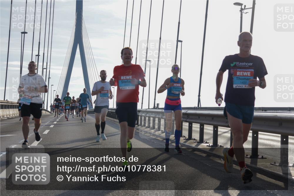 03.10.2026 - Köhlbrandbrückenlauf Yannick Fuchs http://msf.ph/oto/10778381 03.10.2026 09:23:04 Position 1 2223, 1427 meine-sportfotos.de