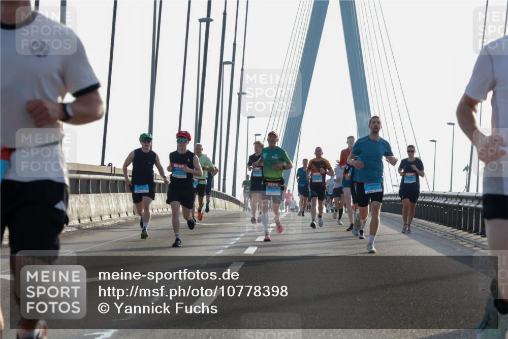 03.10.2026 - Köhlbrandbrückenlauf Yannick Fuchs http://msf.ph/oto/10778398 03.10.2026 09:23:06 Position 1  meine-sportfotos.de