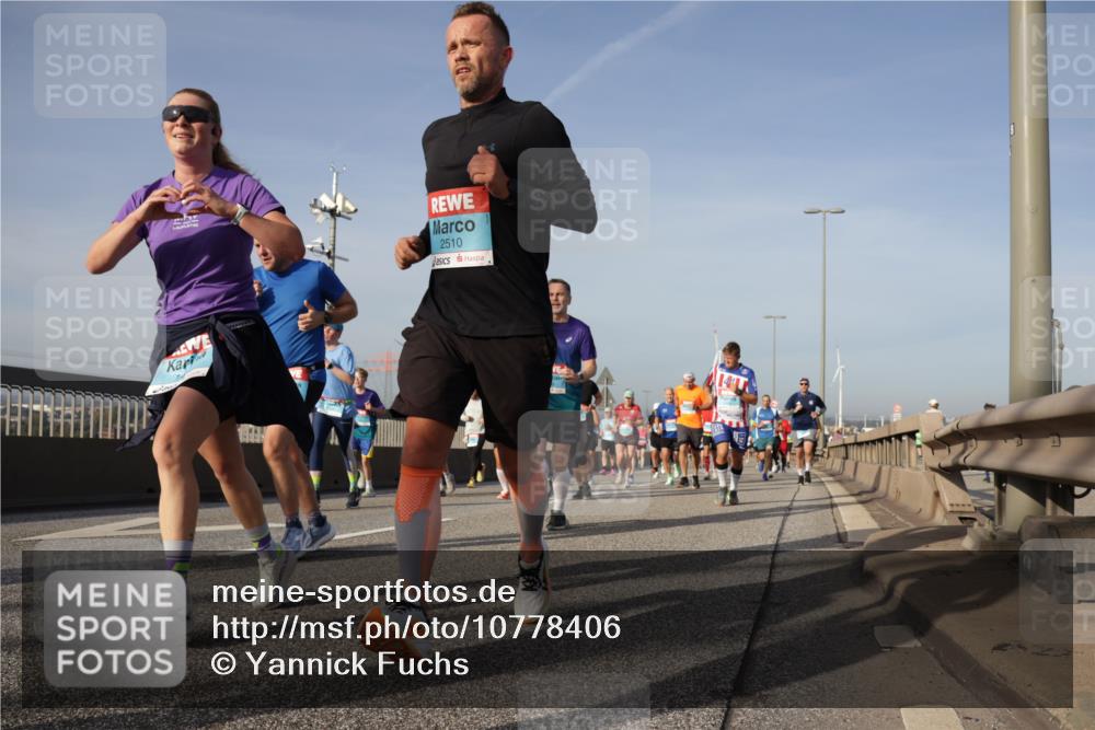 03.10.2026 - Köhlbrandbrückenlauf Yannick Fuchs http://msf.ph/oto/10778406 03.10.2026 09:45:14 Position 2 2510, 8 meine-sportfotos.de