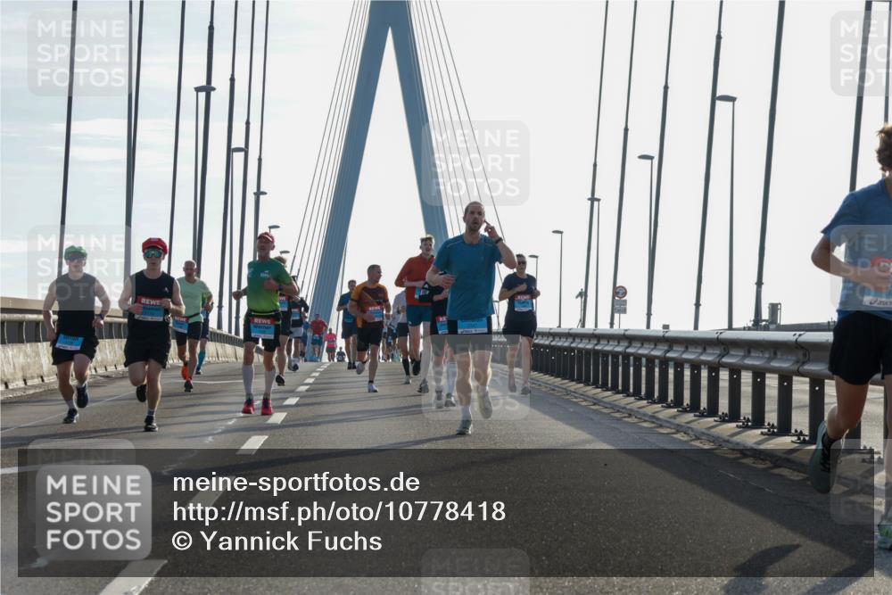 03.10.2026 - Köhlbrandbrückenlauf Yannick Fuchs http://msf.ph/oto/10778418 03.10.2026 09:23:07 Position 1 2347 meine-sportfotos.de