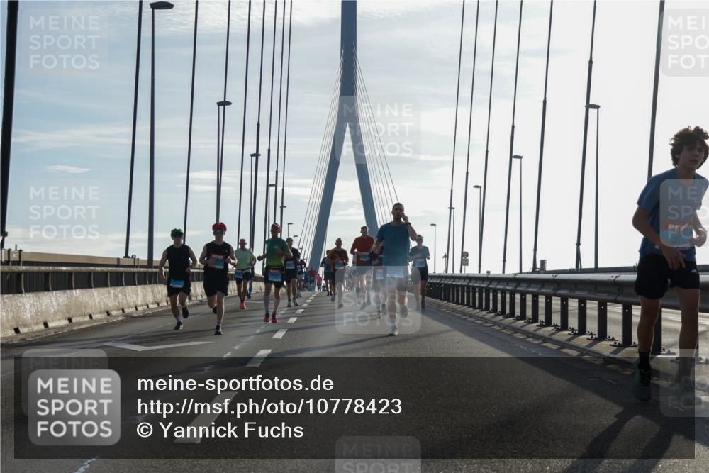 03.10.2026 - Köhlbrandbrückenlauf Yannick Fuchs http://msf.ph/oto/10778423 03.10.2026 09:23:08 Position 1  meine-sportfotos.de