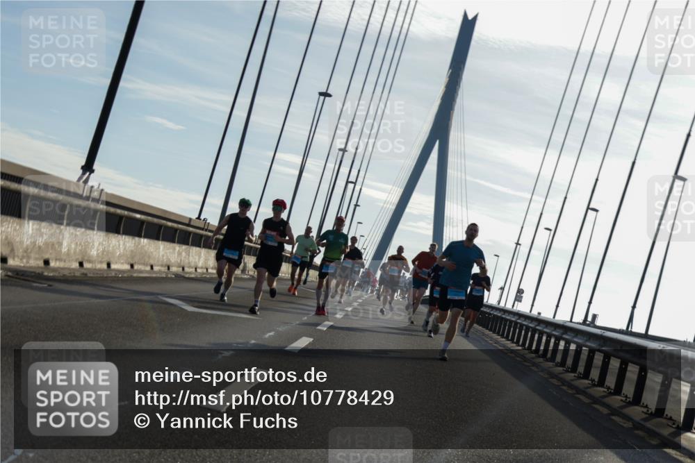 03.10.2026 - Köhlbrandbrückenlauf Yannick Fuchs http://msf.ph/oto/10778429 03.10.2026 09:23:08 Position 1  meine-sportfotos.de