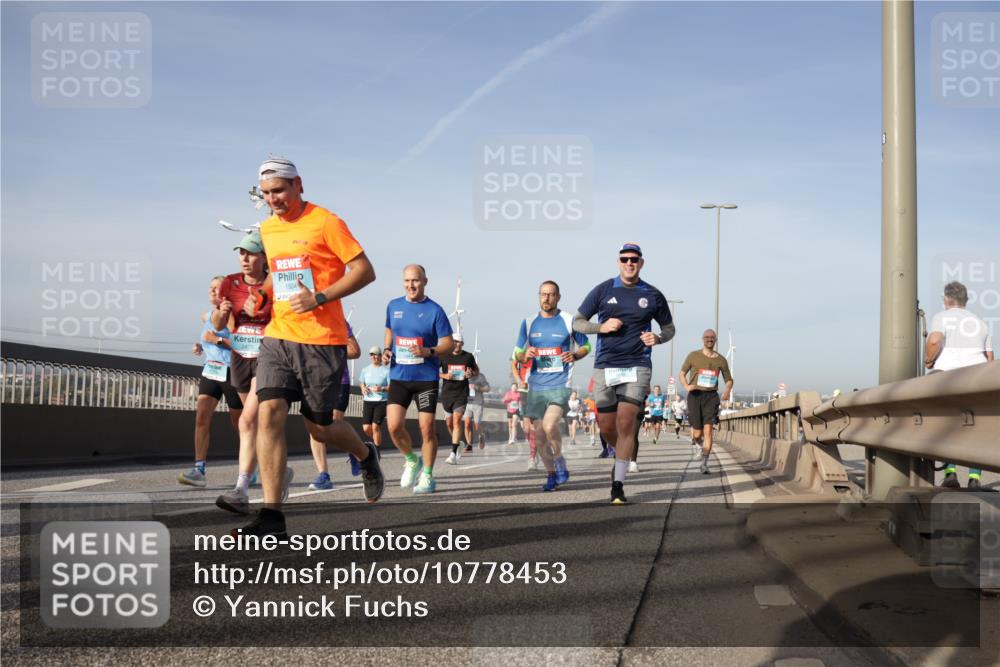 03.10.2026 - Köhlbrandbrückenlauf Yannick Fuchs http://msf.ph/oto/10778453 03.10.2026 09:45:18 Position 2 1504 meine-sportfotos.de