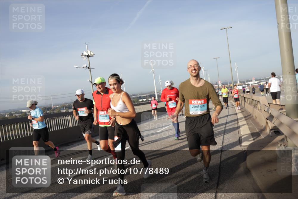 03.10.2026 - Köhlbrandbrückenlauf Yannick Fuchs http://msf.ph/oto/10778489 03.10.2026 09:45:20 Position 2 1071, 2477, 8 meine-sportfotos.de