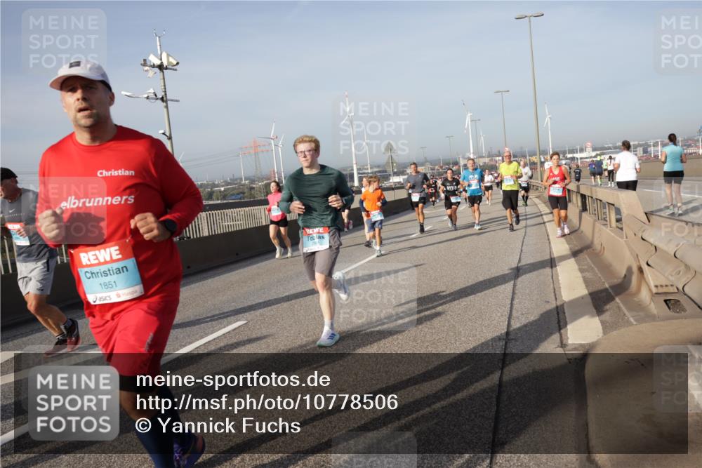 03.10.2026 - Köhlbrandbrückenlauf Yannick Fuchs http://msf.ph/oto/10778506 03.10.2026 09:45:22 Position 2 1851, 2543 meine-sportfotos.de
