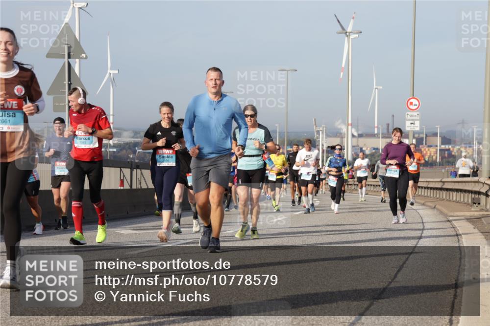 03.10.2026 - Köhlbrandbrückenlauf Yannick Fuchs http://msf.ph/oto/10778579 03.10.2026 09:45:33 Position 2 2661, 3093, 1, 500 meine-sportfotos.de
