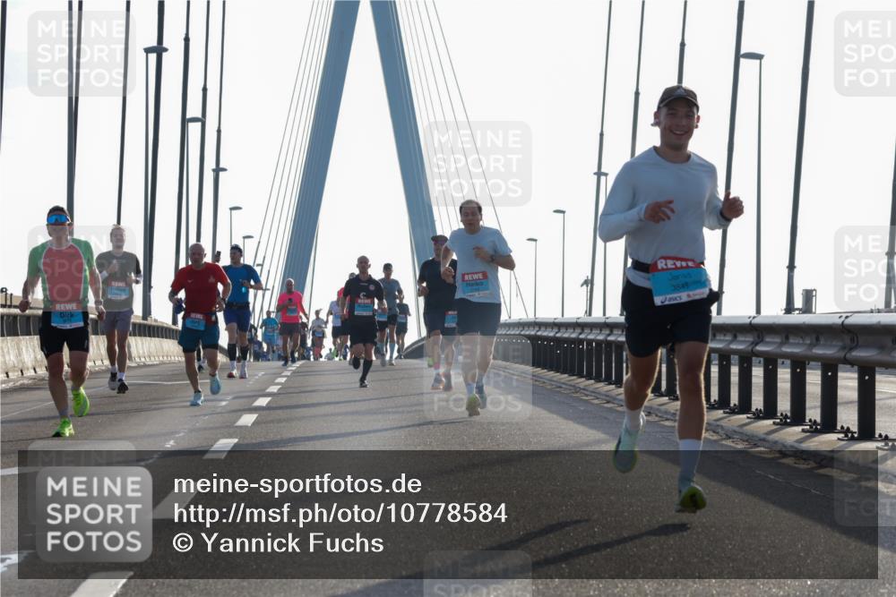 03.10.2026 - Köhlbrandbrückenlauf Yannick Fuchs http://msf.ph/oto/10778584 03.10.2026 09:23:24 Position 1 3845 meine-sportfotos.de