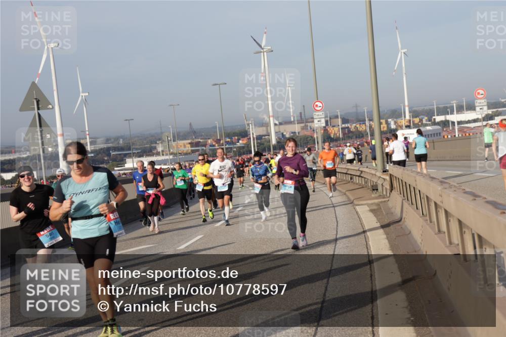 03.10.2026 - Köhlbrandbrückenlauf Yannick Fuchs http://msf.ph/oto/10778597 03.10.2026 09:45:35 Position 2 500, 1 meine-sportfotos.de