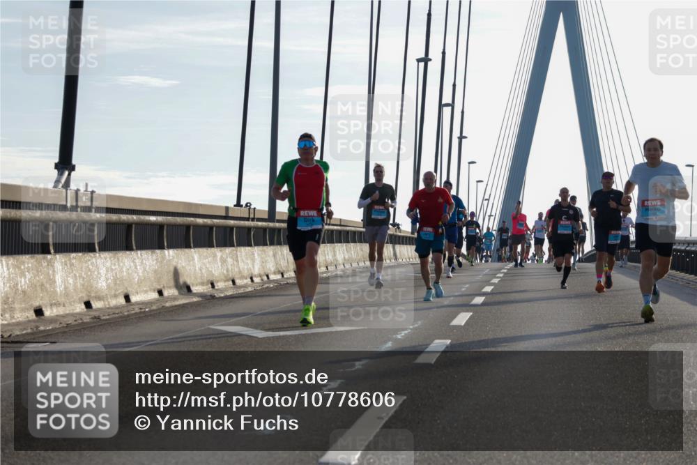 03.10.2026 - Köhlbrandbrückenlauf Yannick Fuchs http://msf.ph/oto/10778606 03.10.2026 09:23:26 Position 1 2164 meine-sportfotos.de