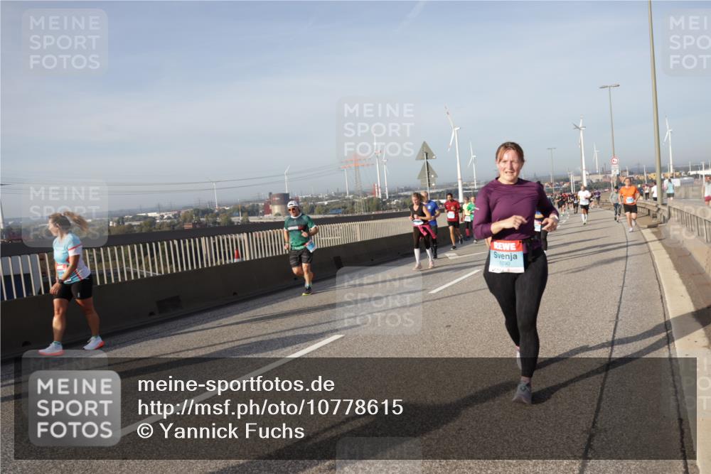 03.10.2026 - Köhlbrandbrückenlauf Yannick Fuchs http://msf.ph/oto/10778615 03.10.2026 09:45:38 Position 2 1090 meine-sportfotos.de