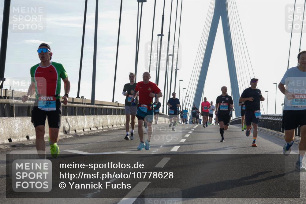 03.10.2026 - Köhlbrandbrückenlauf Yannick Fuchs http://msf.ph/oto/10778628 03.10.2026 09:23:28 Position 1 1479, 2164 meine-sportfotos.de