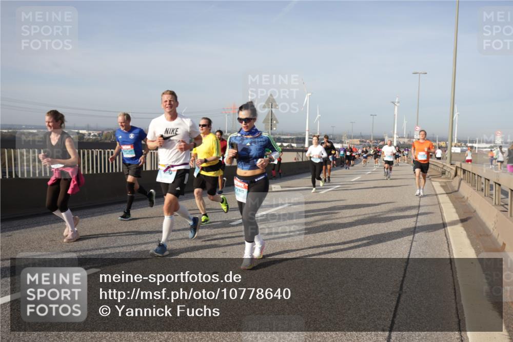 03.10.2026 - Köhlbrandbrückenlauf Yannick Fuchs http://msf.ph/oto/10778640 03.10.2026 09:45:40 Position 2  meine-sportfotos.de