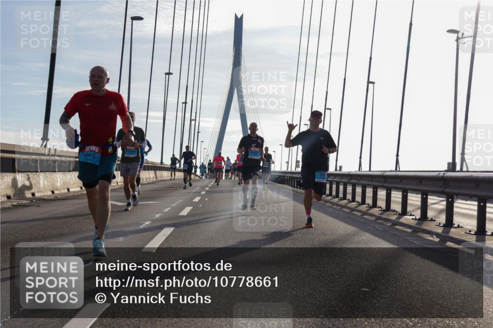 03.10.2026 - Köhlbrandbrückenlauf Yannick Fuchs http://msf.ph/oto/10778661 03.10.2026 09:23:31 Position 1 2340 meine-sportfotos.de