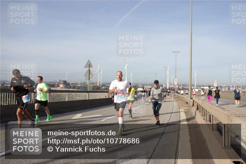 03.10.2026 - Köhlbrandbrückenlauf Yannick Fuchs http://msf.ph/oto/10778686 03.10.2026 09:45:44 Position 2  meine-sportfotos.de