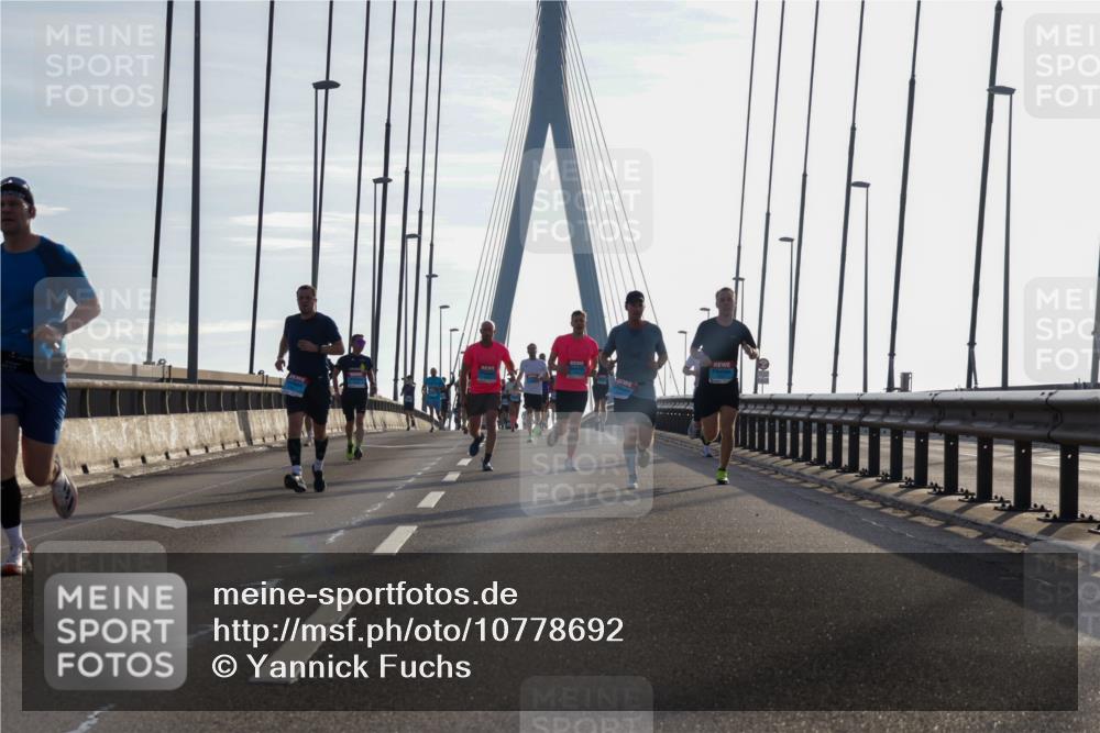 03.10.2026 - Köhlbrandbrückenlauf Yannick Fuchs http://msf.ph/oto/10778692 03.10.2026 09:23:33 Position 1  meine-sportfotos.de