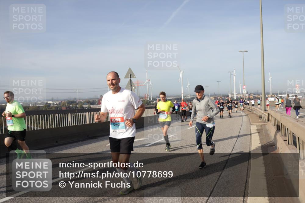 03.10.2026 - Köhlbrandbrückenlauf Yannick Fuchs http://msf.ph/oto/10778699 03.10.2026 09:45:44 Position 2  meine-sportfotos.de