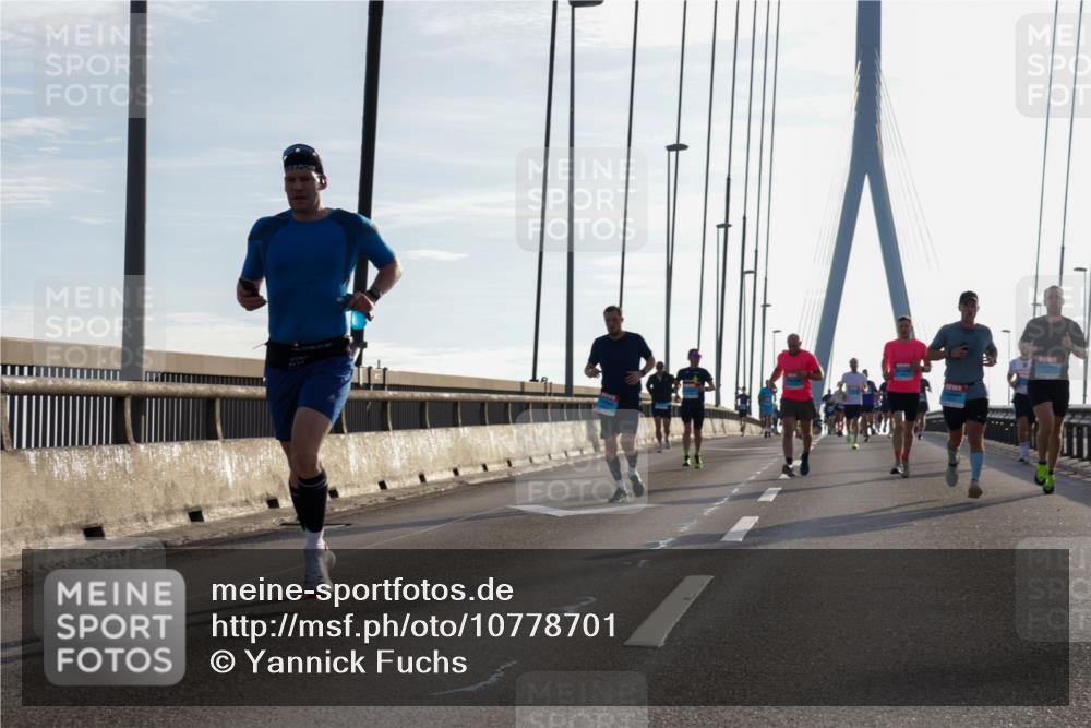 03.10.2026 - Köhlbrandbrückenlauf Yannick Fuchs http://msf.ph/oto/10778701 03.10.2026 09:23:34 Position 1  meine-sportfotos.de
