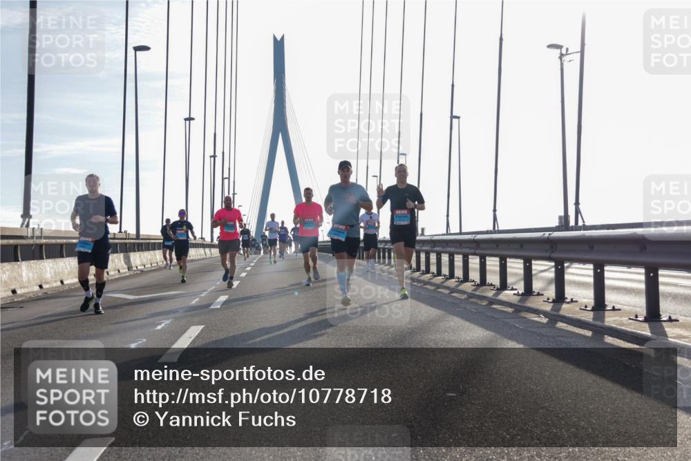 03.10.2026 - Köhlbrandbrückenlauf Yannick Fuchs http://msf.ph/oto/10778718 03.10.2026 09:23:36 Position 1  meine-sportfotos.de