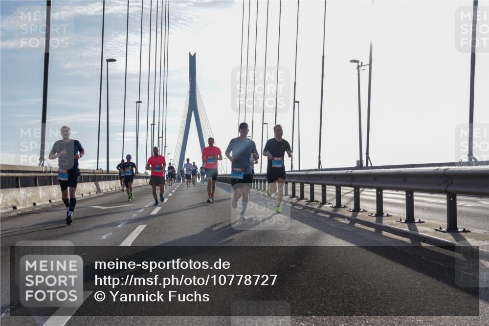 03.10.2026 - Köhlbrandbrückenlauf Yannick Fuchs http://msf.ph/oto/10778727 03.10.2026 09:23:37 Position 1  meine-sportfotos.de