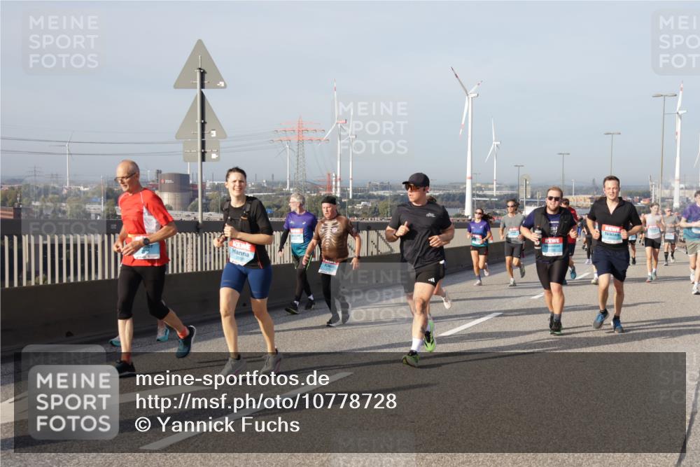 03.10.2026 - Köhlbrandbrückenlauf Yannick Fuchs http://msf.ph/oto/10778728 03.10.2026 09:45:48 Position 2  meine-sportfotos.de