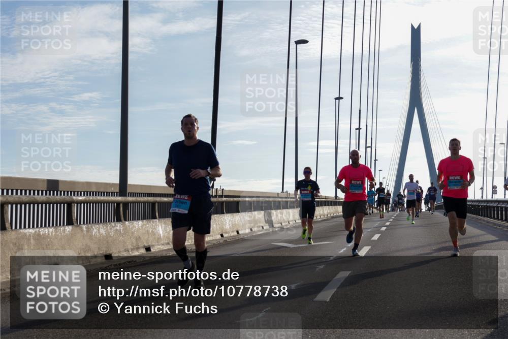 03.10.2026 - Köhlbrandbrückenlauf Yannick Fuchs http://msf.ph/oto/10778738 03.10.2026 09:23:38 Position 1  meine-sportfotos.de