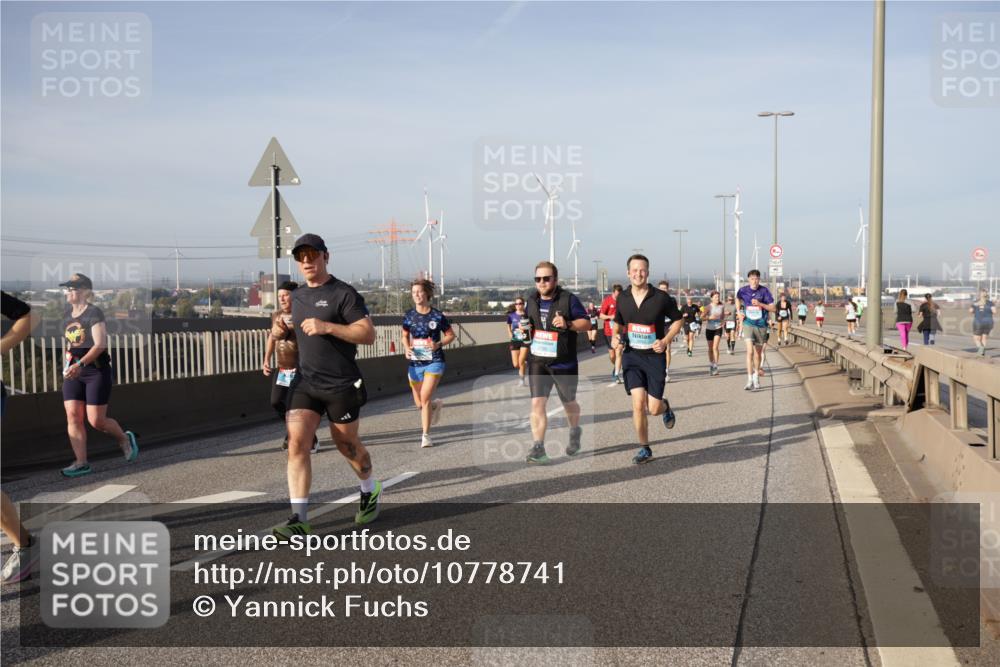 03.10.2026 - Köhlbrandbrückenlauf Yannick Fuchs http://msf.ph/oto/10778741 03.10.2026 09:45:49 Position 2  meine-sportfotos.de